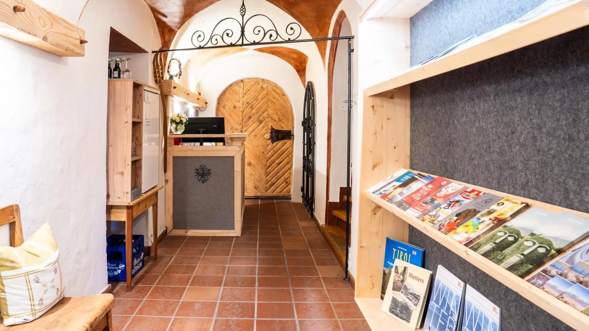 Stauders Zimmer Und Ferienwohnungen Mutters 4*,